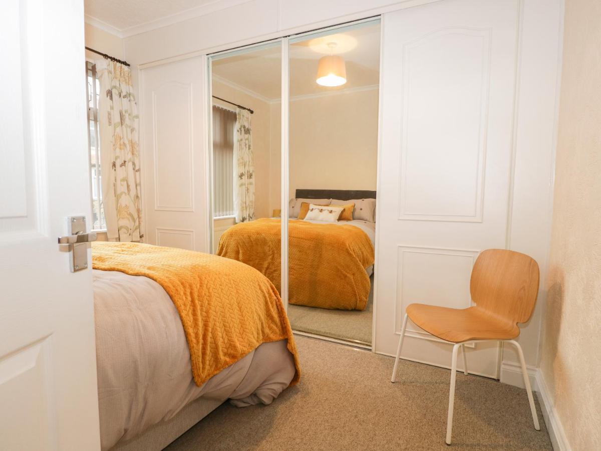 Villa Cosy Bee à Morecambe Extérieur photo